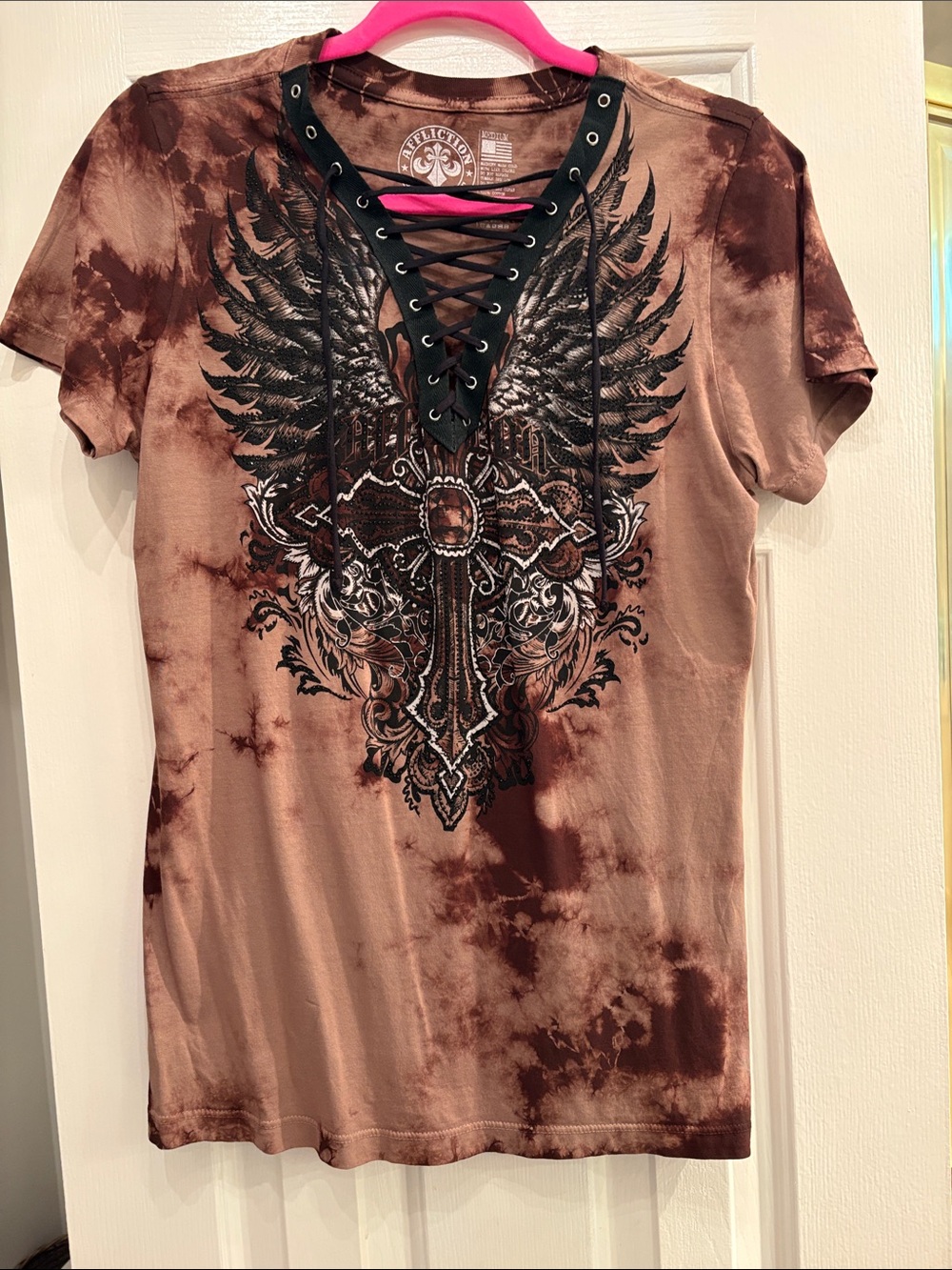 Affliction Brown Tie-Dye Lace-Up Cross & Wings Short Sleeve Tee